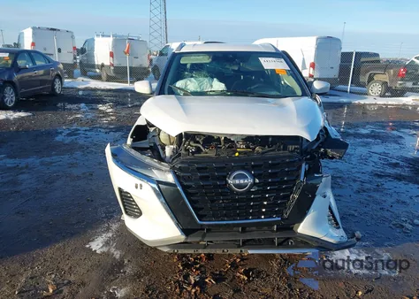 2024 Nissan Kicks Sv Xtronic Cvt z USA, uszkodzony, nr VIN 3N1CP5CV0RL558141